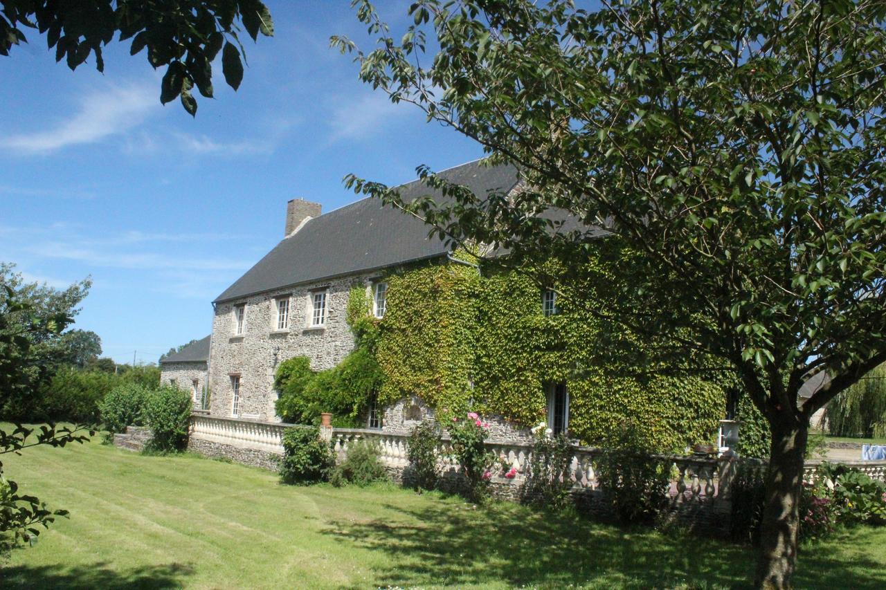 Bayeux - Domaine Le Vivier Bed and Breakfast Castillon  Exterior foto